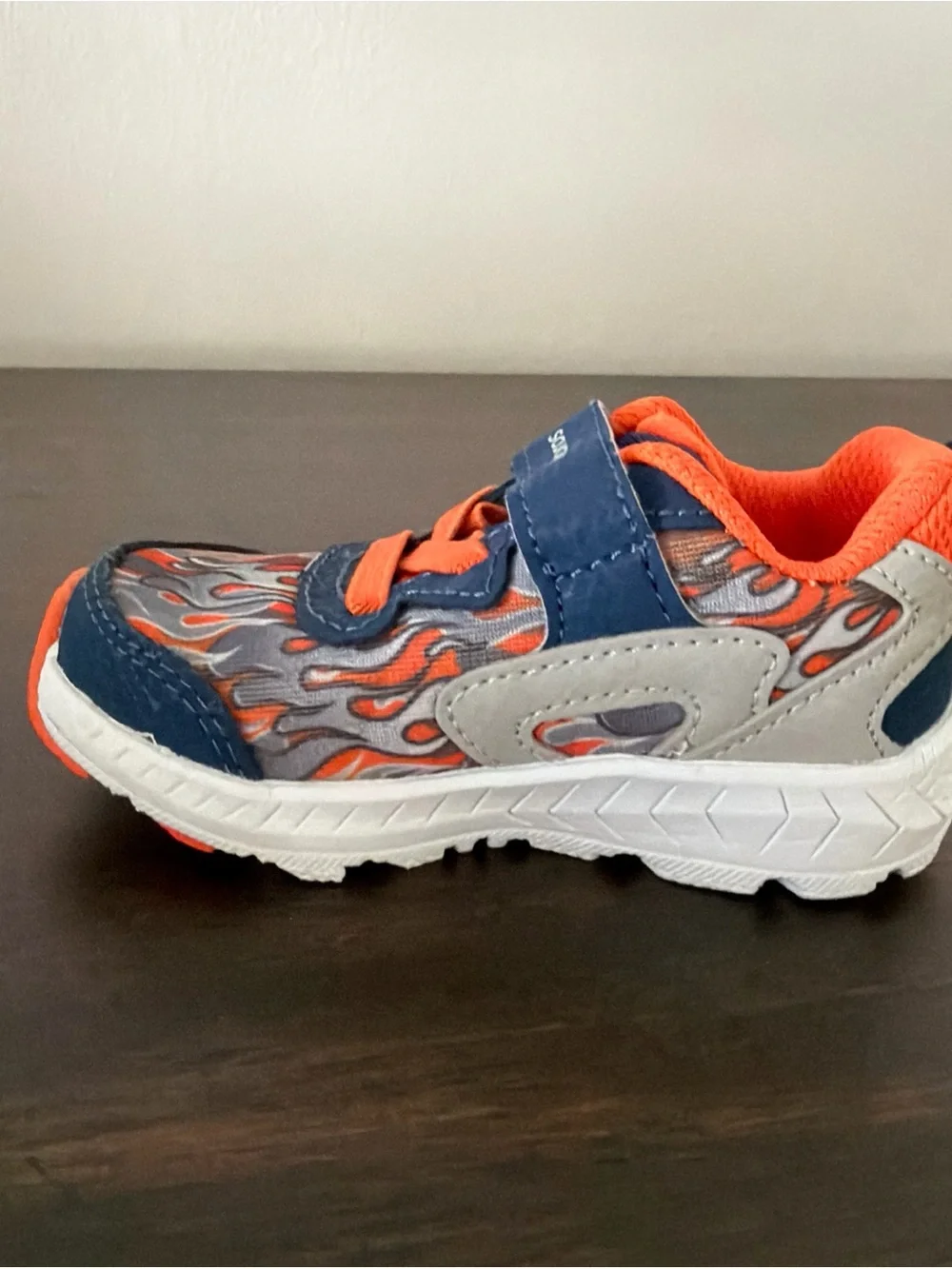 Saucony Flash Kids Shoes Sz 5 M Navy Orange Leather & Mesh NWOT